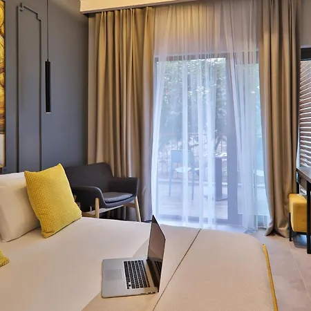 Otel Neva *